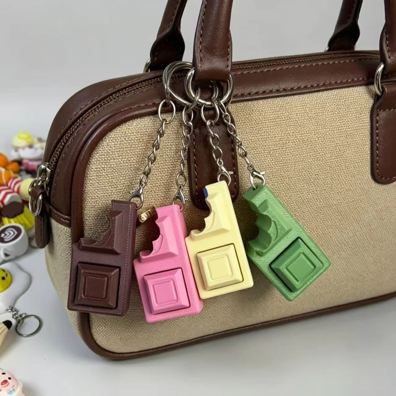 3D-Simulierte Schokoladen-Tast – Edc Carry Items Bewertung und Preis
